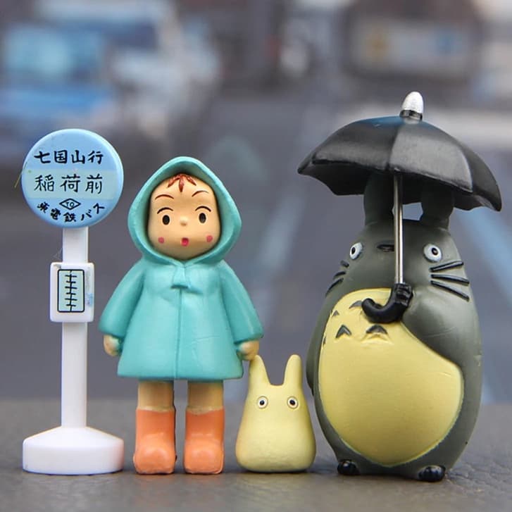 Totoro E Mei - 4 Miniaturas Decorativas Meu Amigo Totoro - Ponto de Ônibus Totorinho Anime Studio Ghibli