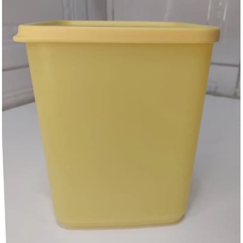 Tupperware - Refri Line 1,8L - Amarelo