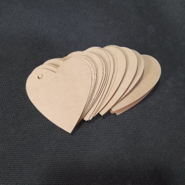 Tag Coração papel kraft ou cartão branco - presente , artesanato , brindes - pacote com 100 unidades