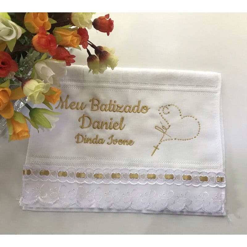 Toalha para batizado batismo eucaristia bordada e personalizada para lembrancinha e presente