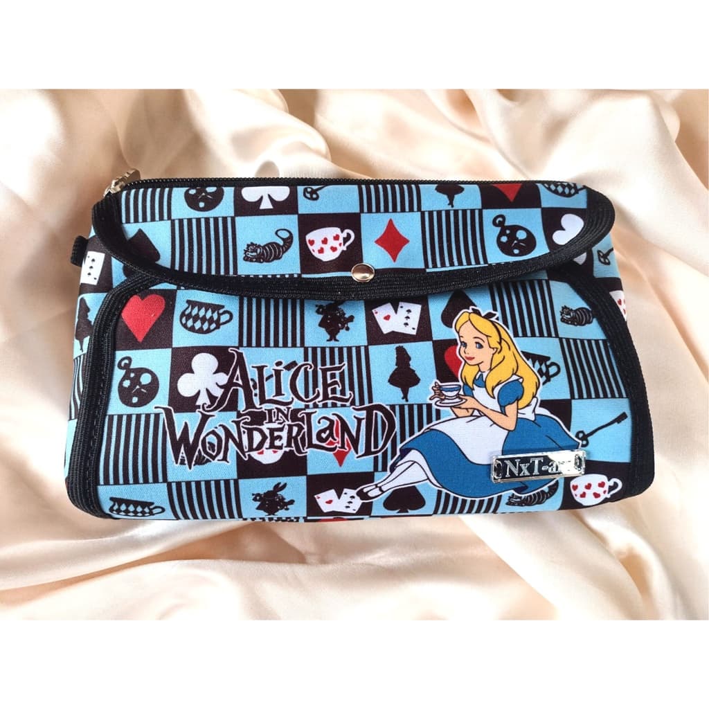 Nécessaire / bolsa de maquiagem / bolsa de mão Alice no país das maravilhas