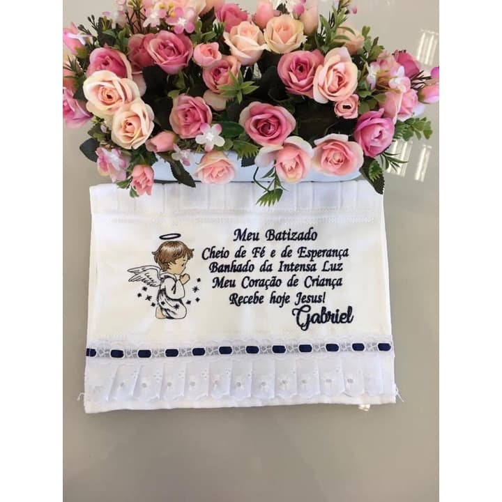 Toalha para batizado batismo eucaristia bordada e personalizada para lembrancinha e presente