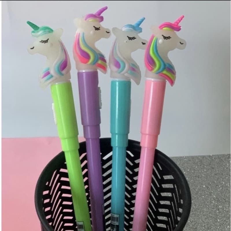 Caneta Esferográfica de Unicórnio com luzinha de LED