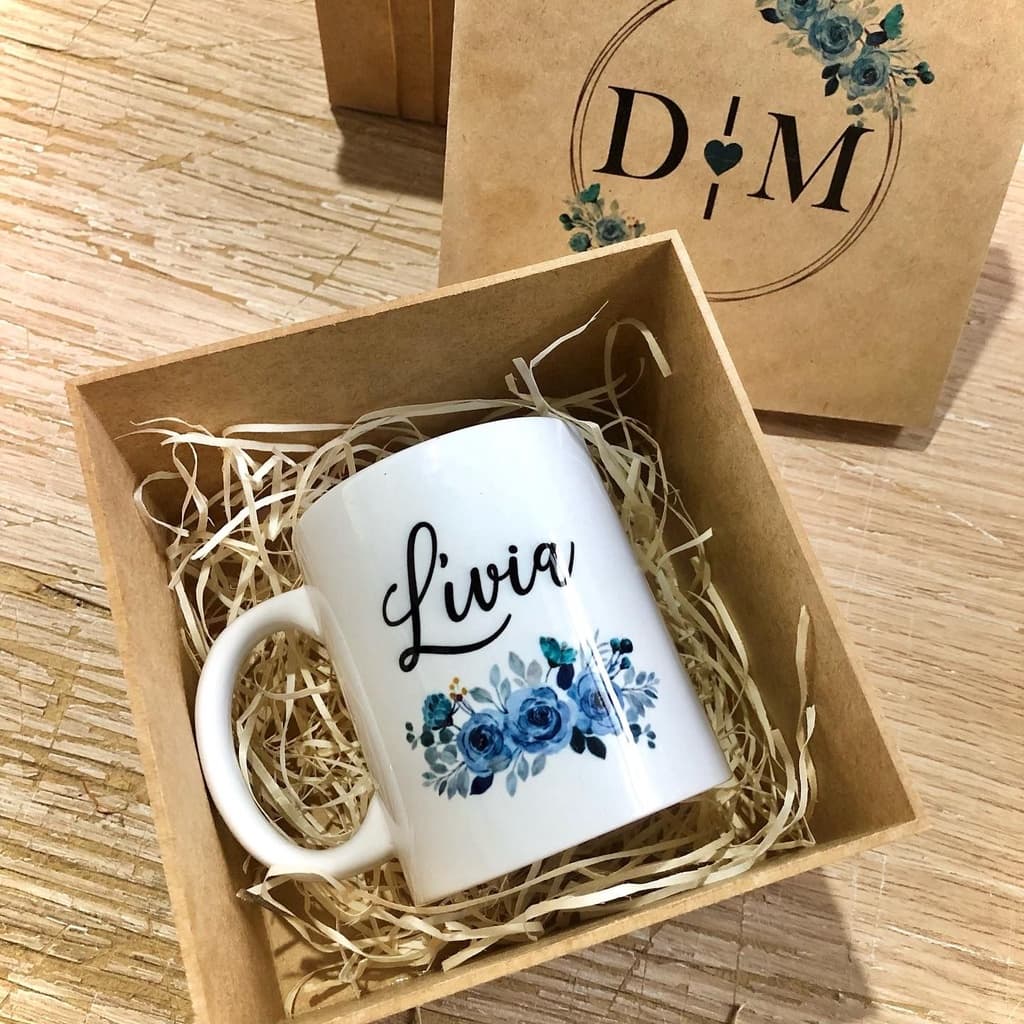 Kit Caixinha MDF para Casamento Personalizada Com 1 ou 2 Canecas Madrinha ou Padrinho