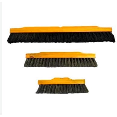 Vassoura Pelo Animal (natural) 58, 38, 25  - Com Cabo