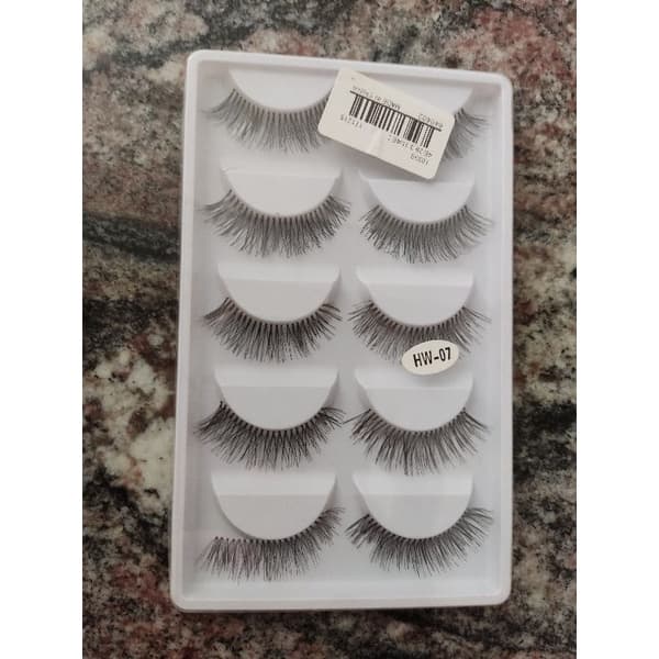 Cílios Postiços Maquiagem Modelo Hw-07 Cartela Com 5 Pares
