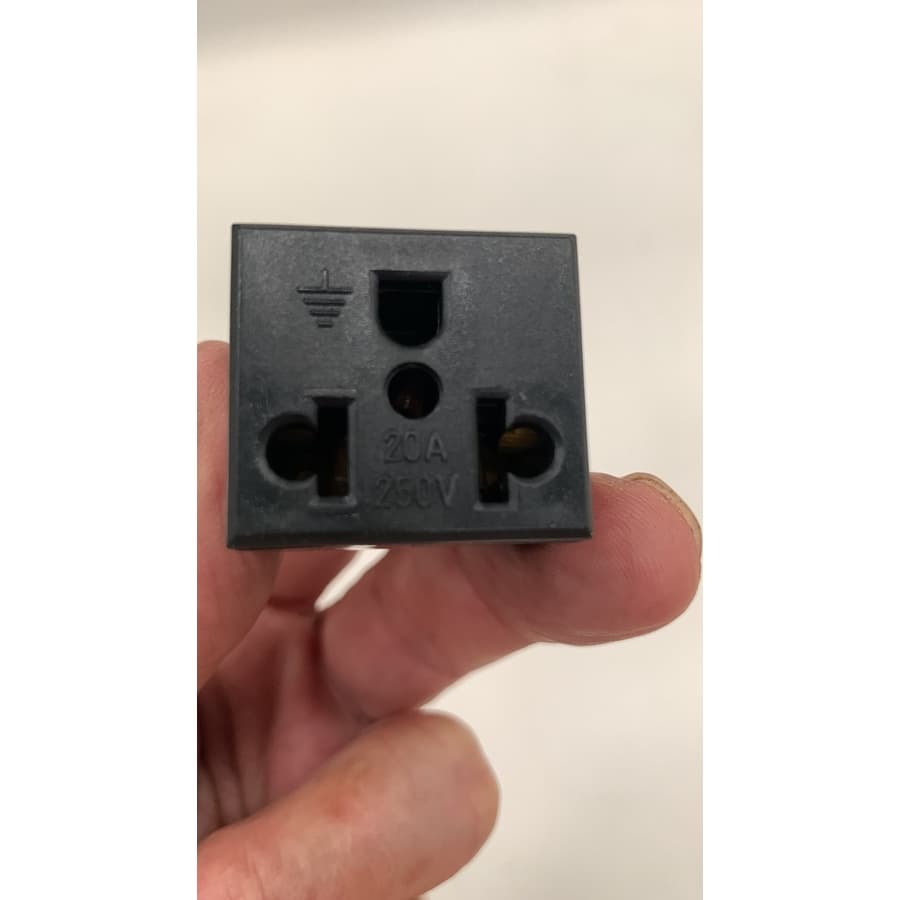 Adaptador AC trifásico - tomada antiga 20A-250V - KIT C/10