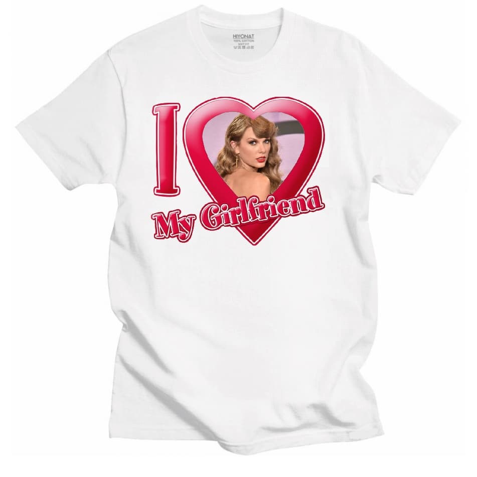 Camiseta Unissex Taylor Swift  I love my Girlfriend Cantora - Music Pop