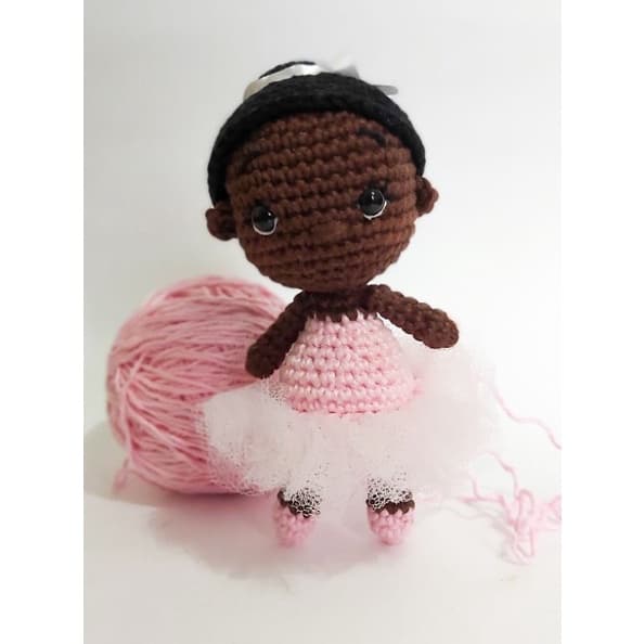 Boneca Bailarina Amigurumi/mobile/chaveiro/enfeite/porta maternidade