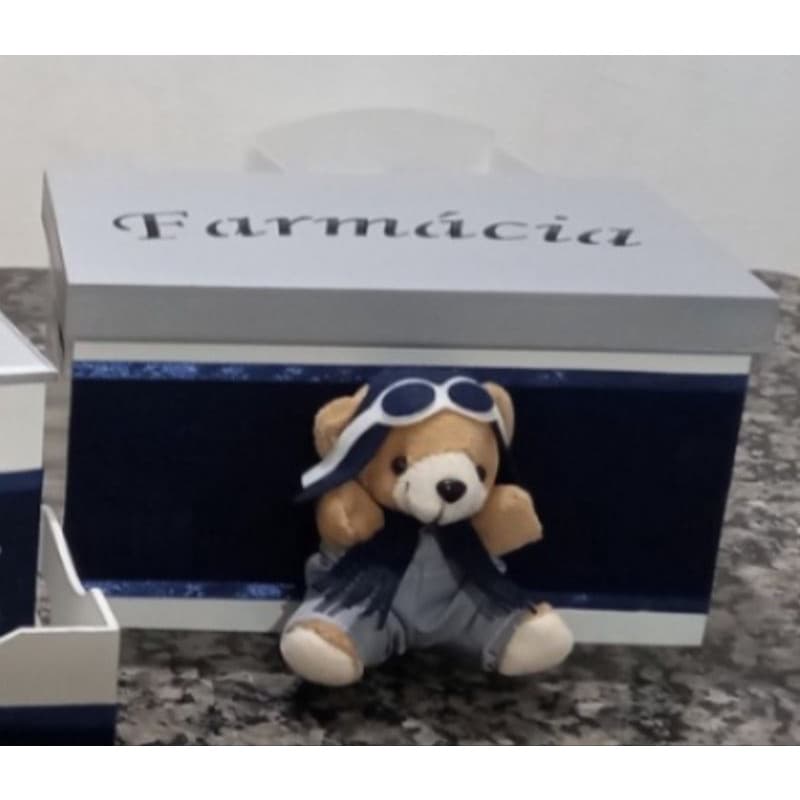 kit higiene farmacinha em mdf urso aviador  azul marinho