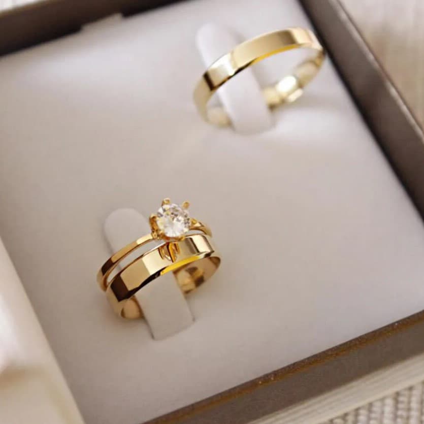Par de aliança 4mm chanfrada casamento noivado B.D Moeda Antiga + SolitárioPar de aliança 4mm chanfrada casamento noivado B.D Moeda Antiga + Solitário