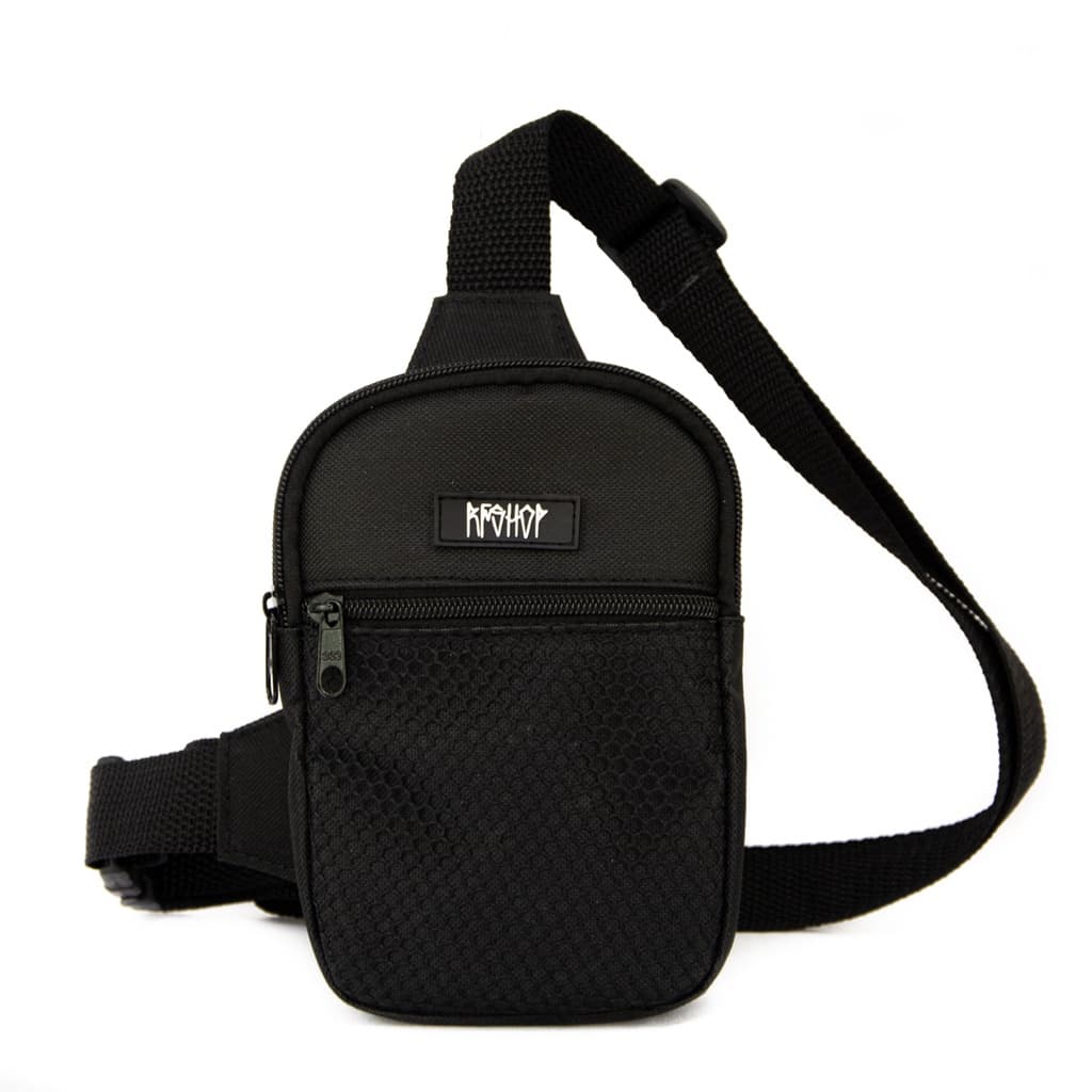 Shoulder Bag Preta: Leveza e durabilidade com acabamento em mesh