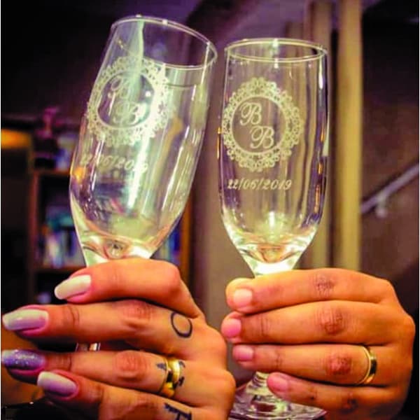 Par de taça champagne vidro personalizada
