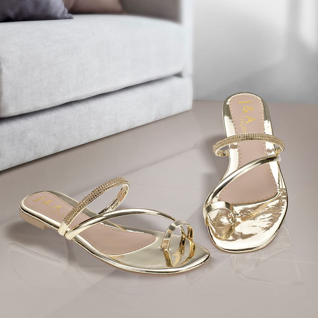 CHINELO RASTEIRA COM TIRA COM DETALHE EM STRASS