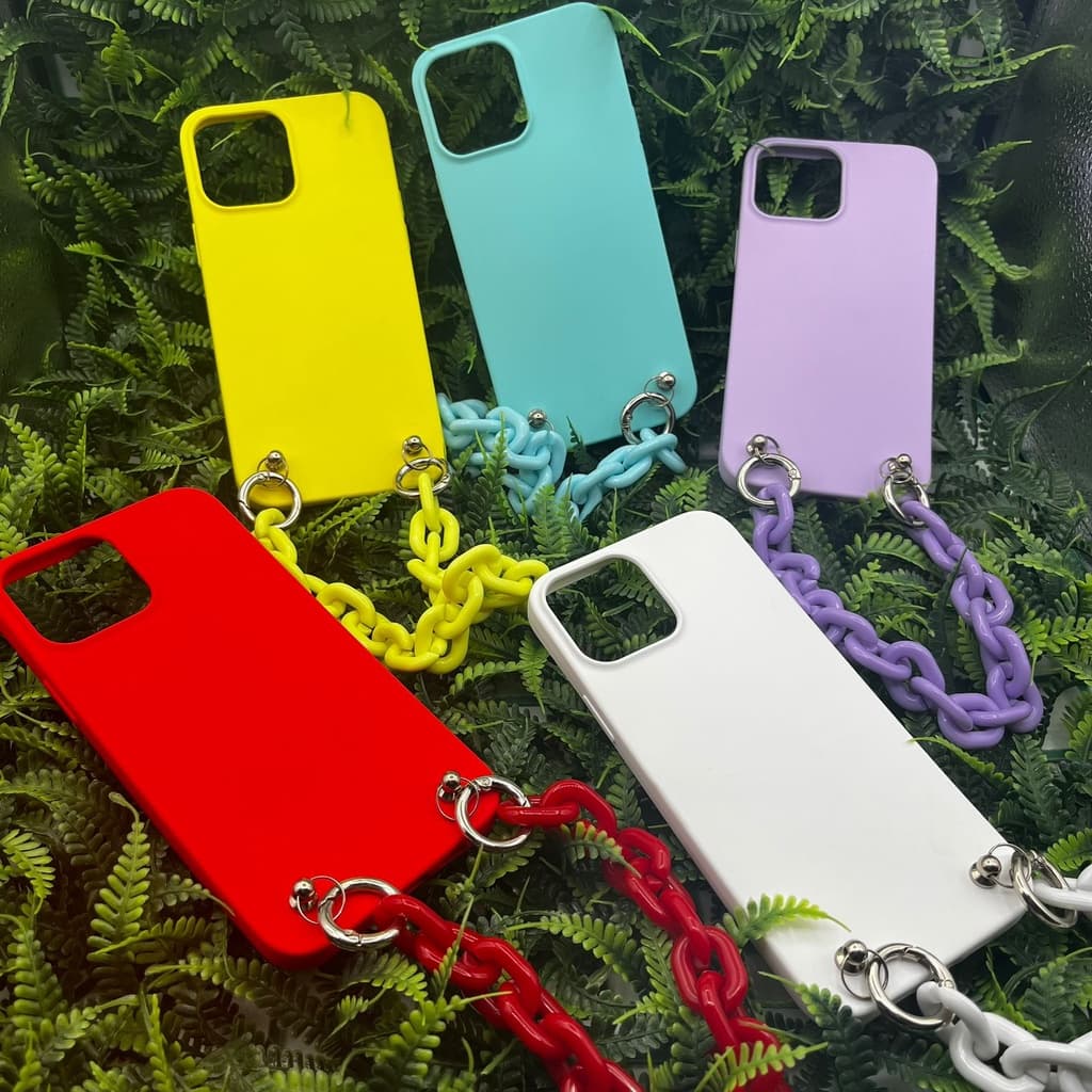 Capinha case para celular iPhone com Corrente