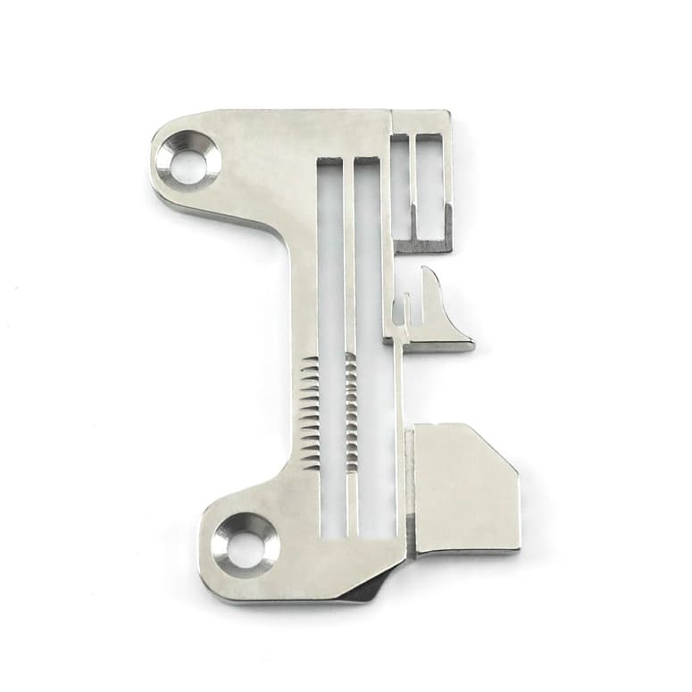 CHAPA DE AGULHA 4 FIOS PONTO CADEIA OVERLOCK COM CANALETA ARREMATE BK EMBUTIDOR E210