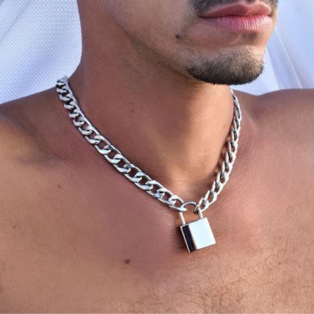 Colar Chocker Corrente Curta de Aço Prata Com Cadeado Fechado