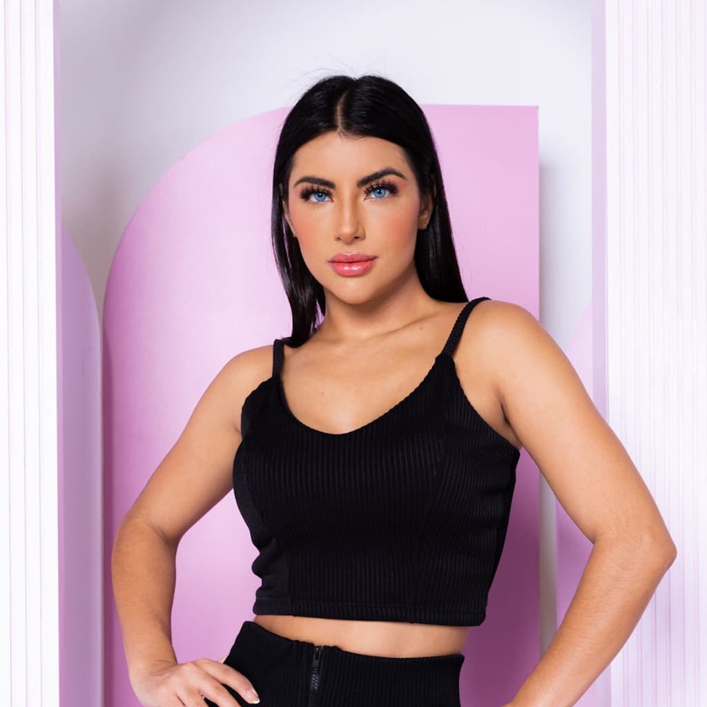 Cropped  Feminino de alcinha com bojo canelado 3D  Moda Blogueira Verão