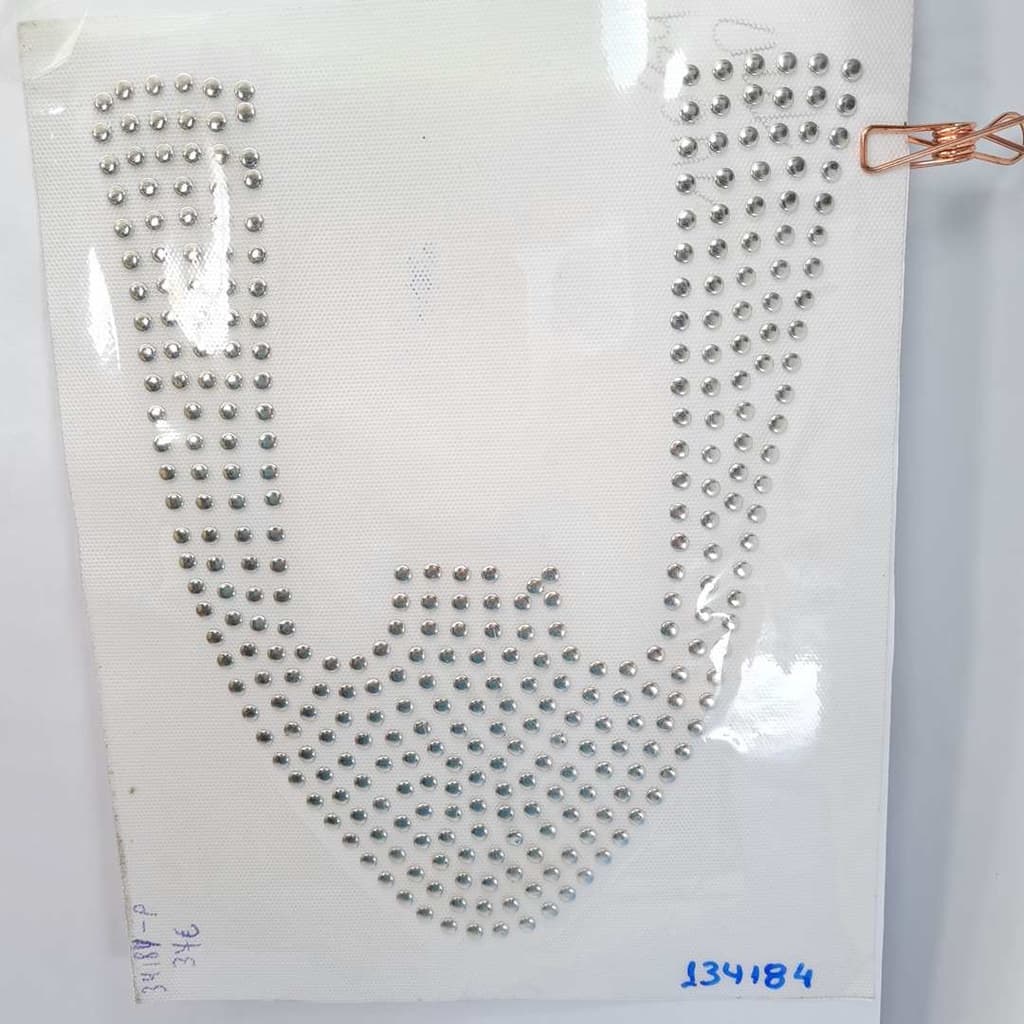 2 unidades Cartela Termocolante Chapinha Hotfix 17x25cm Prata 134184