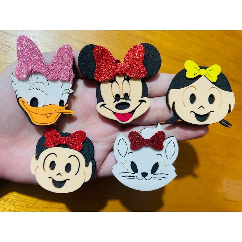 100 apliques em Eva kit feminino (minnie Monica Magali margarida e gata marrie)