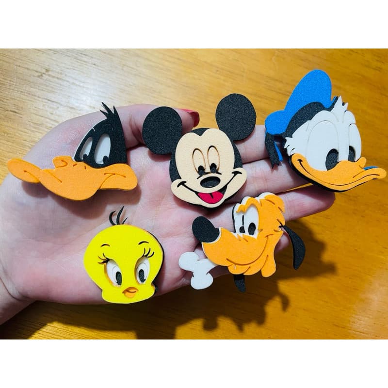 100 apliques em Eva kit masculino tambem para acessorios pet (mickey Pluto pato donald piu piu patolino)