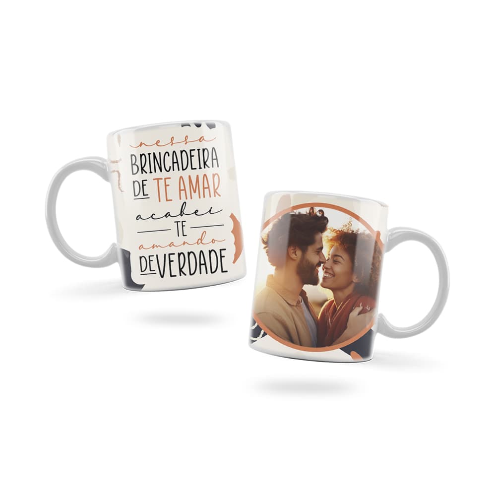 Caneca Personalizada Xicara Branca Grande Caneca de Porcelana Personalizada Namorados Amor F52 Brincadeira de amar Foto
