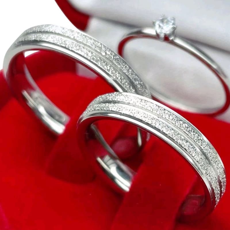 Par De Aliança Com Solitário Namoro Compromisso Diamantada Aço Inoxidavel 6mm
