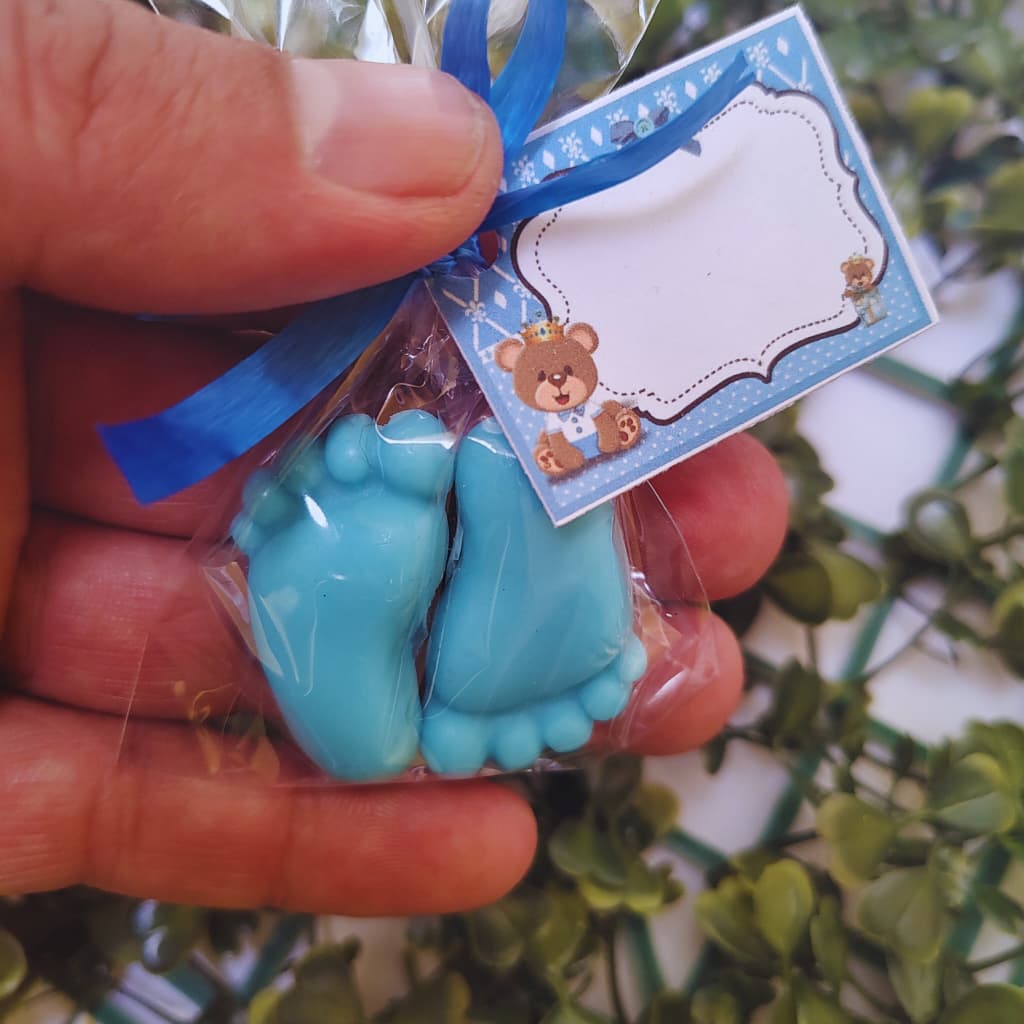 40 Sabonetes Perfumados com Mini Pezinhos para Lembrança de Chá de Fralda Menino 20 pares