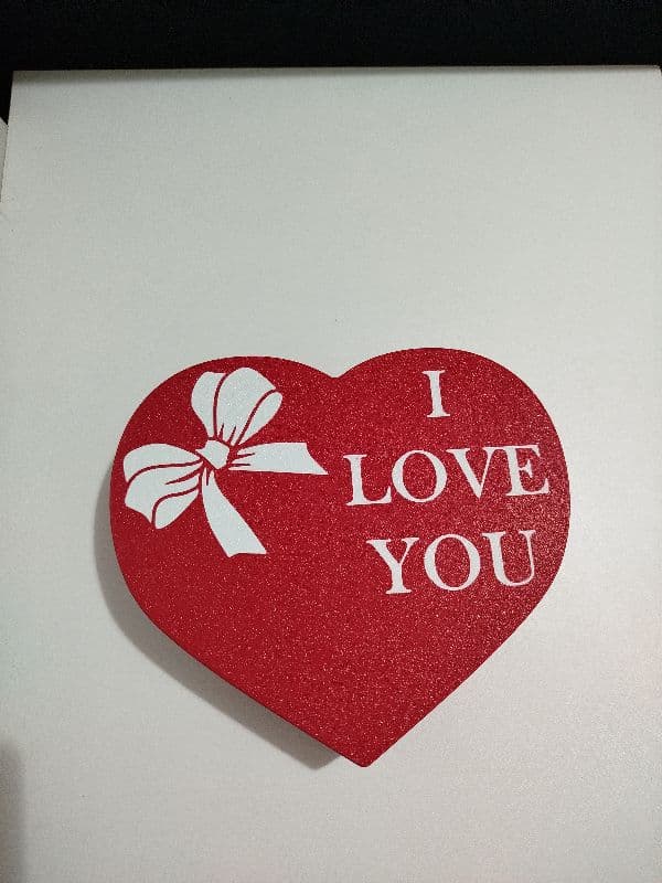 Caixa vermelha I love you.
