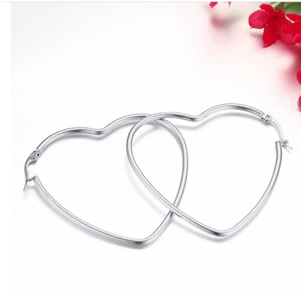 Par Brincos Feminino argola em Formato Coração 5cm Aço Inox dourado ou prateado