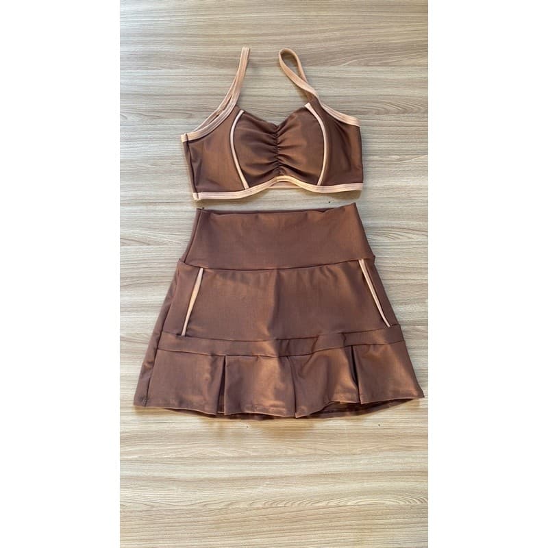CONJUNTO  SHIRT SAIA + CEOPPED COM BOJO MARROM