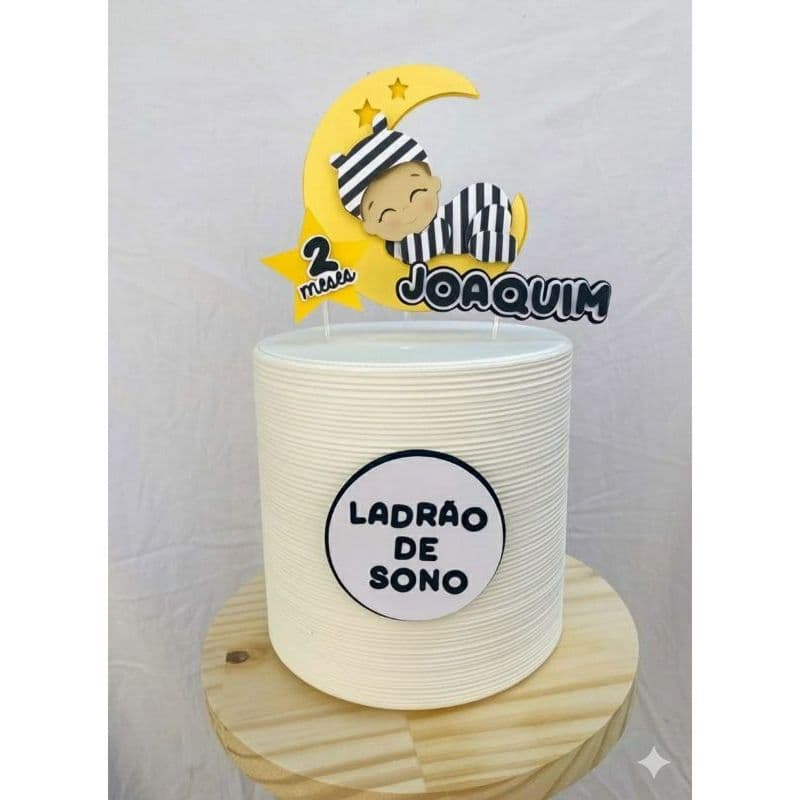 Topo de Bolo Mesversário Bebê Dorminhoco – Lua e Estrelas Personalizado com Nome – Tema Ladrão de Sono