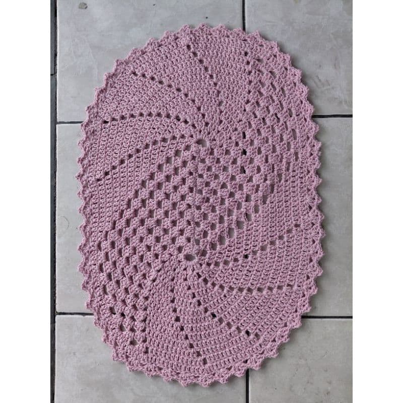 Tapete em crochê rosa