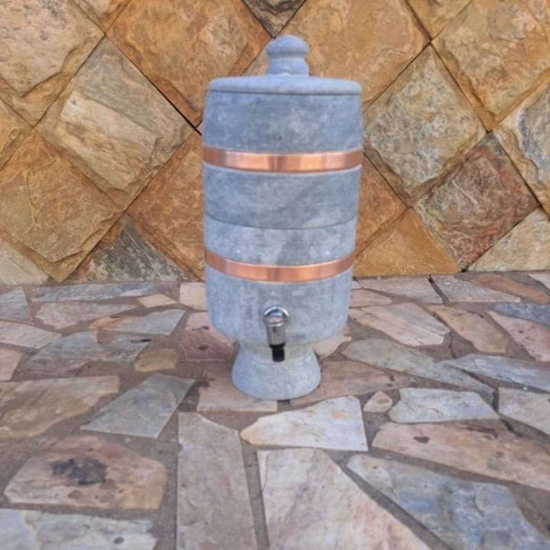 Filtro De Pedra Sabão  5 lts (2,5 lts Em Cada Parte)
