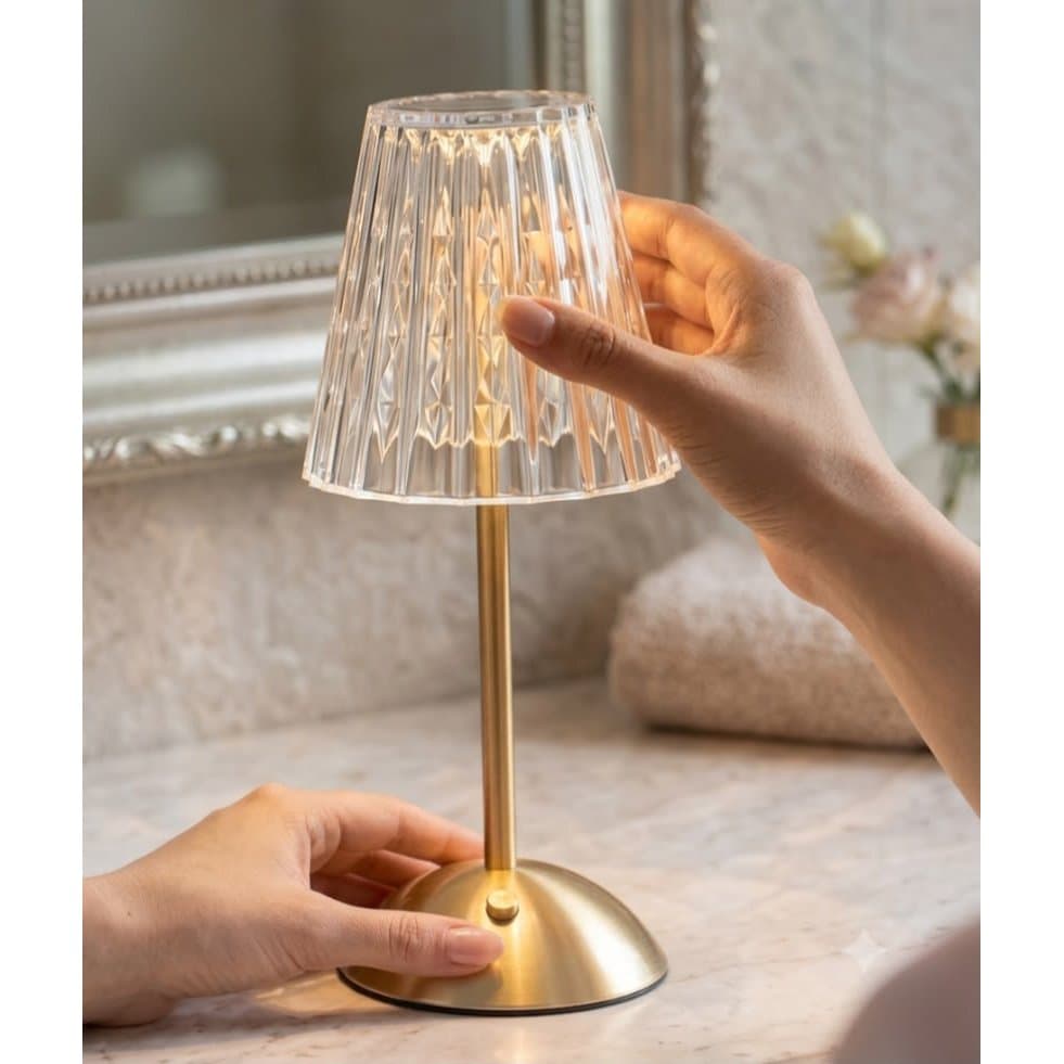 Luminária de Mesa LED Touch Dourada Abajur Moderno Decorativo Recarregável