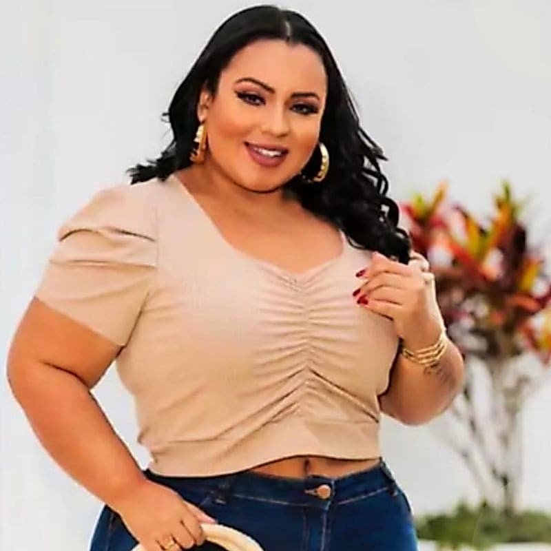 Blusa Cropped Feminina Plus Size Suplex Canelado – Caimento Perfeito e Toque Macio