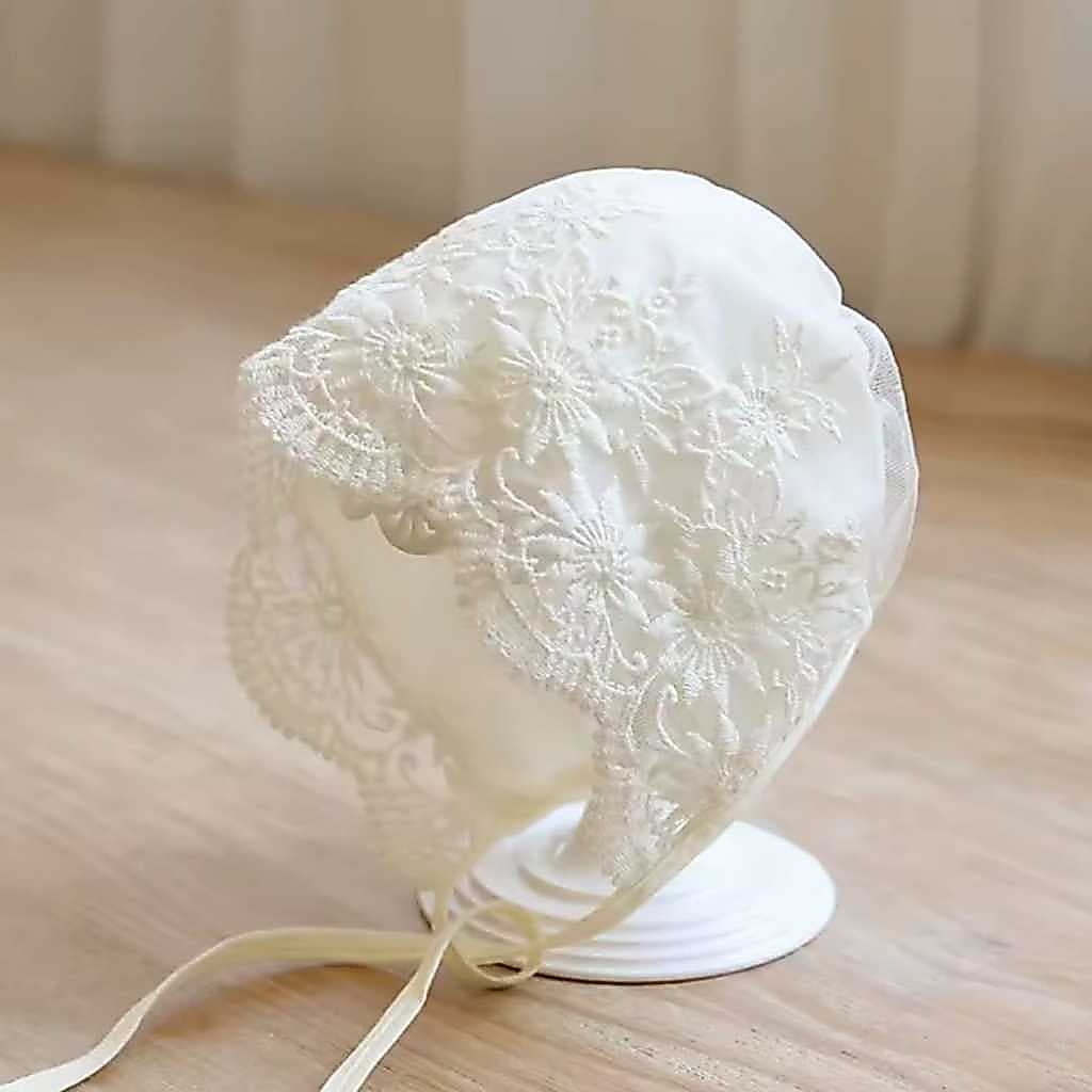 Touca renda camponesa  bege batizado bebe newborn bordado