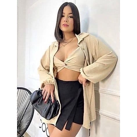 Camisa Femenina Listrada Manga  Longa  com Cropped  com Bojo