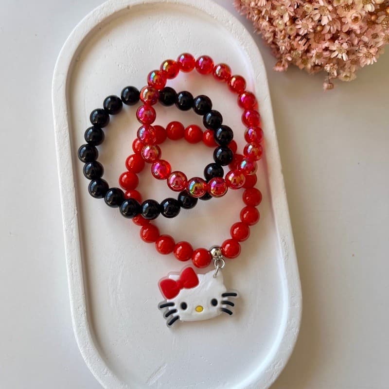 Kit 3 Pulseiras Hello Kitty Miçangas Fofas / Acessório Infantil e Juvenil / Presente Menina