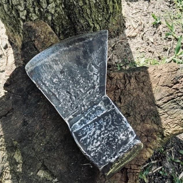 Cabeça de Machado Restaurado Relíquia em Aço Sem o Cabo