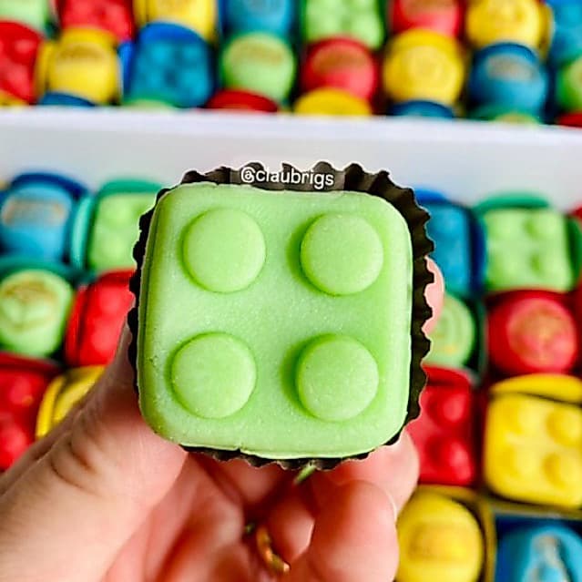 Ejetor Para Brigadeiros e Massas em geral Lego