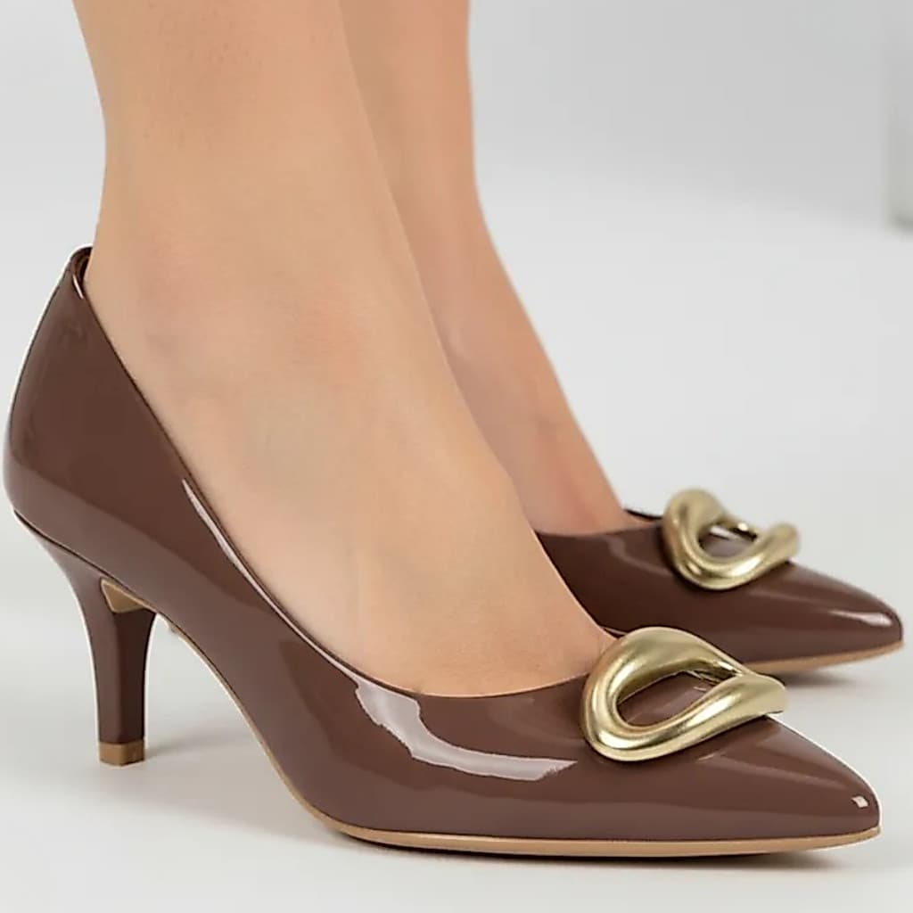 Scarpin Vizzano Verniz Salto Médio 7cm Bico Fino Com Fivela – Feminino Social Elegante