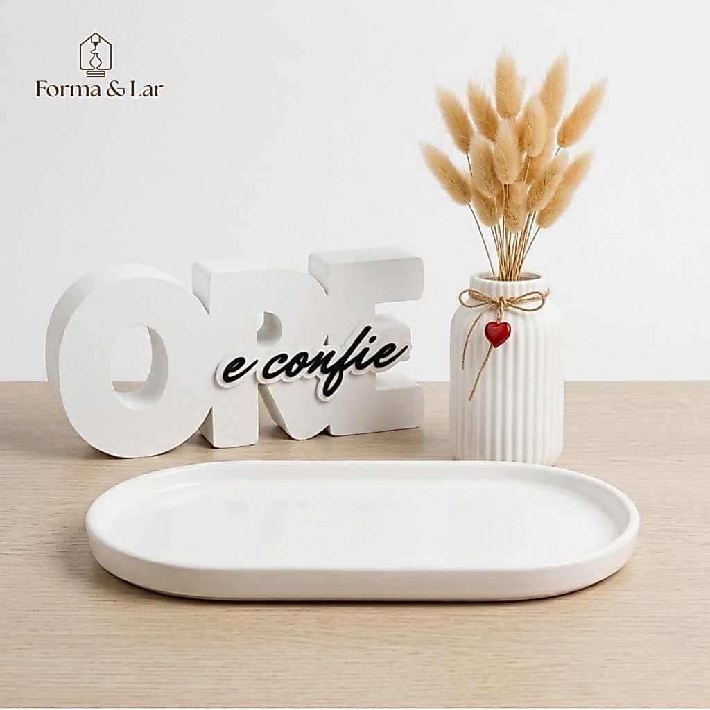 Bandeja Oval Vaso Canelado e Placa Decorativa Ore e Confie para Decoração de kit Mesa e Aparador