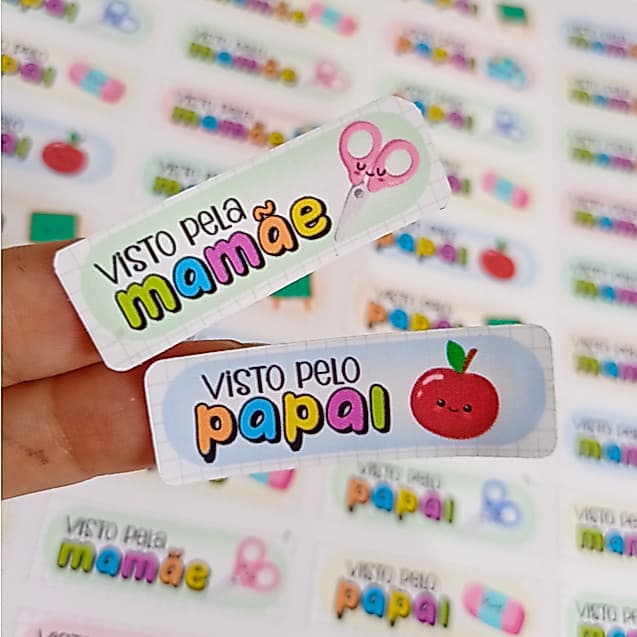 Kit 120 etiquetas Visto pela Mamãe e Papai - Volta às aulas - Etiqueta Escolar