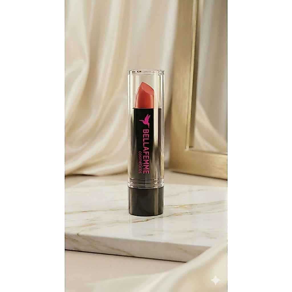 Batom Hidratante BellaFemme | Textura Cremosa | Hidratação e Brilho Natural