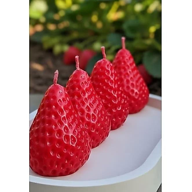 Vela Aromática Morango🍓/ vela perfumada/ vela temática/ vela frutal/ cera vegetal/vela artesanal