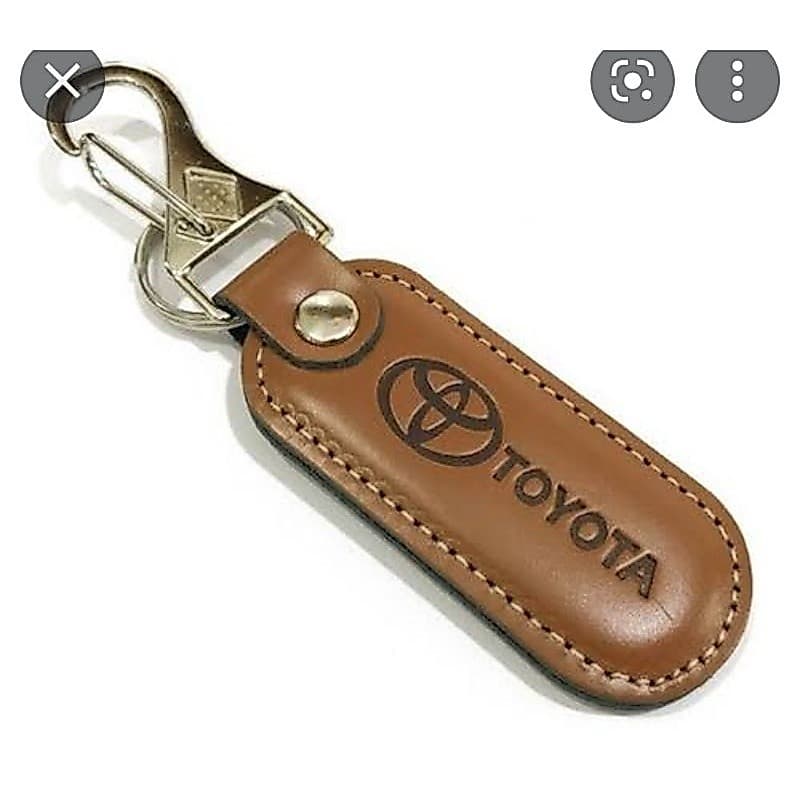 chaveiro  de couro TOYOTA original