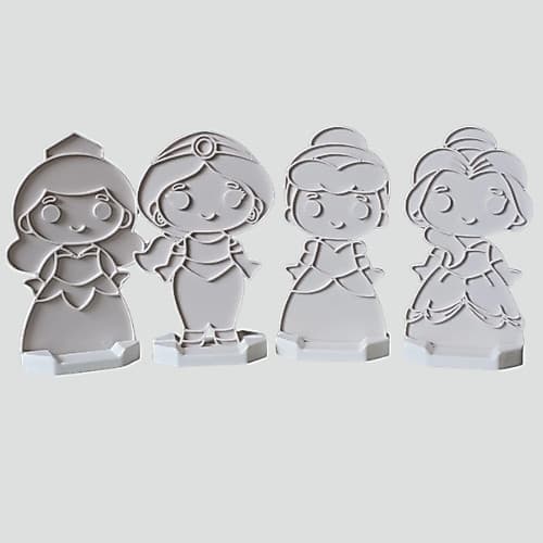 🌟 Kit Decorativo Princesas Estilizadas — 4 Peças com Base 🤍