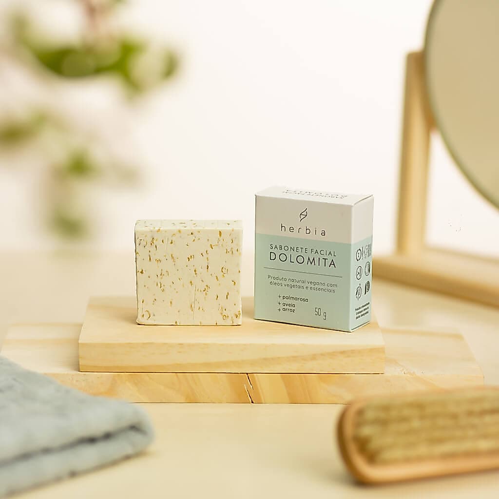 Sabonete Facial Esfoliante Vegano Dolomita Herbia 50g | Reduz Manchas e Revitaliza