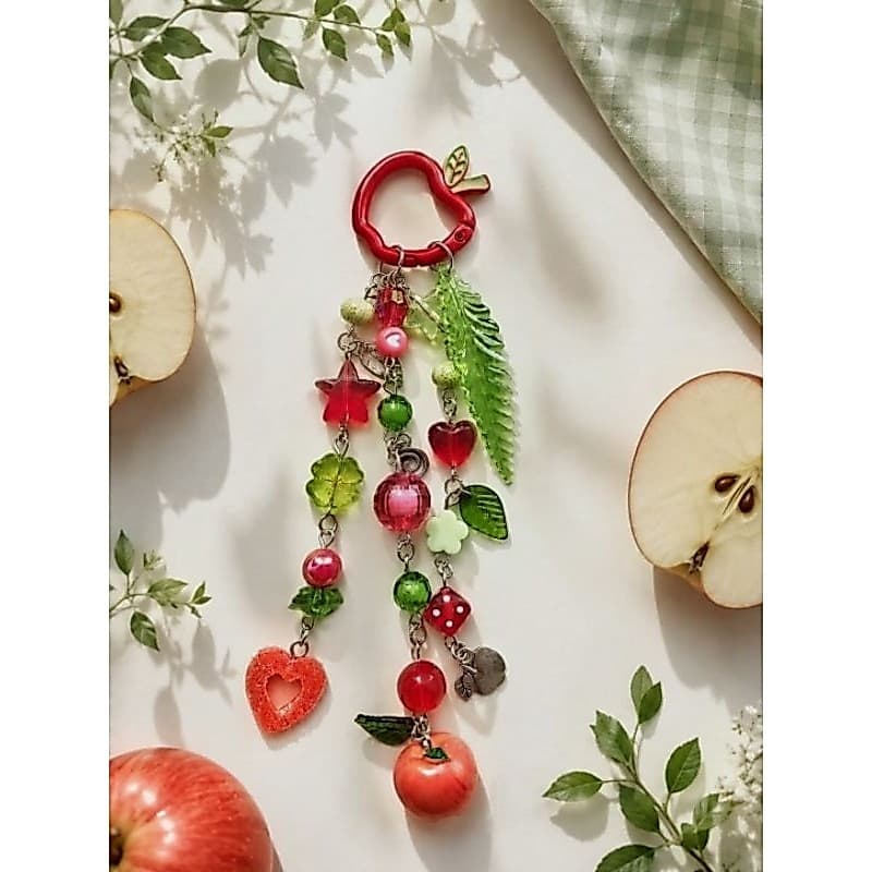 Chaveiro Maçã Encantada – Chaveiro fofo divertido Kawaii Peça Única  Aestethic Pinterest piquenique doce vermelho